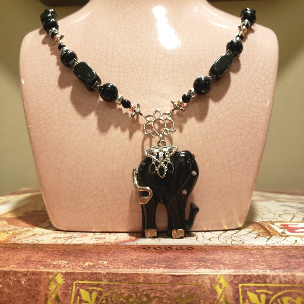 Elephant Onyx & wood pendant.